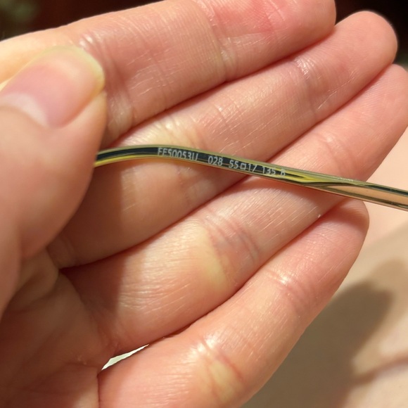 Authentic Fendi Gold Metal hexagon eyeglass frames - Picture 8 of 8